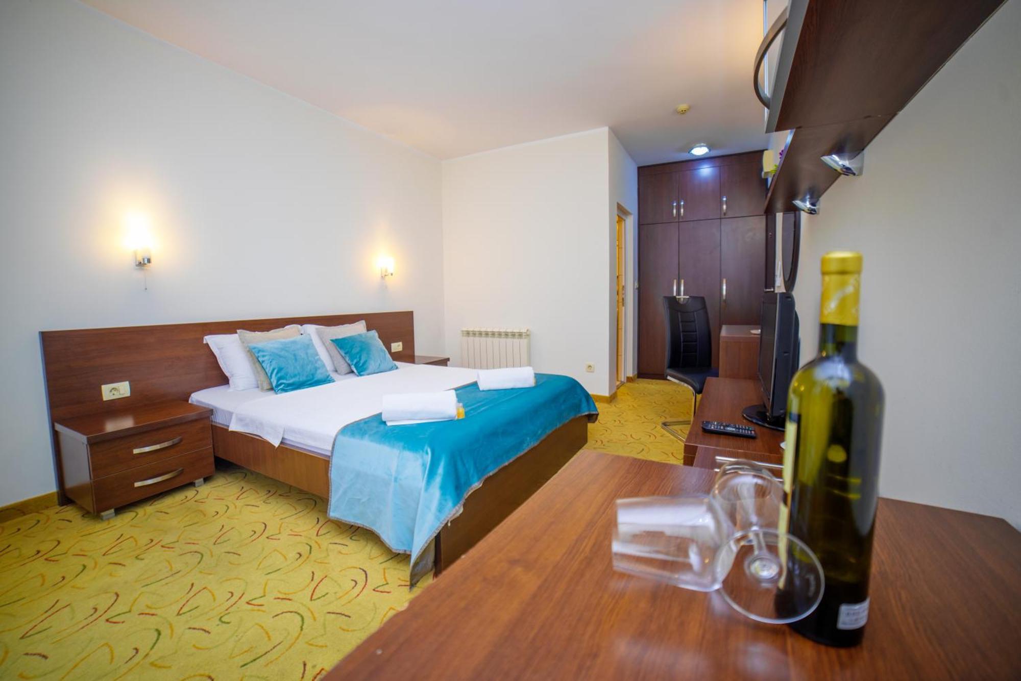 Hotel Odissey Jaz Budva Exterior foto