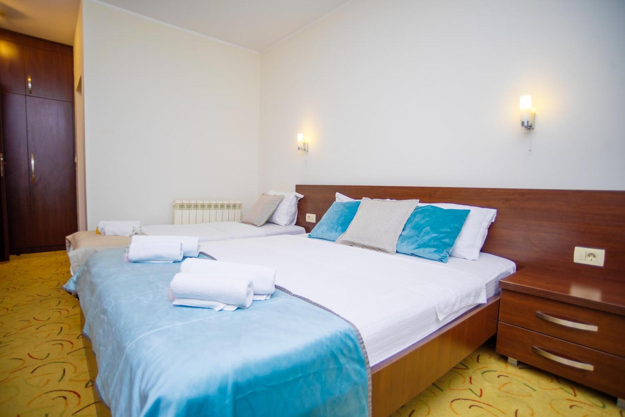Hotel Odissey Jaz Budva Exterior foto